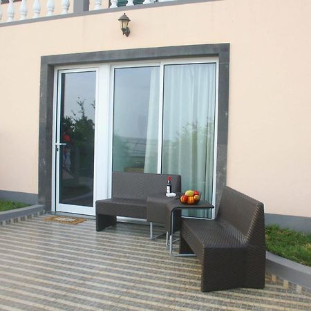 Lugar Dos Louros 2 Apartment Estreito Da Calheta Exterior photo